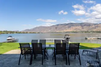 Lake Osoyoos Patio Views
