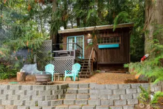 Detached ADU with own firepit and deck