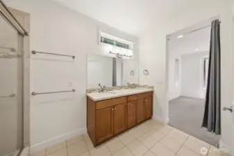 Another view of the primary bath