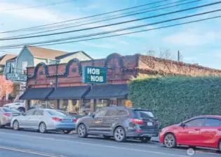 Great restaurant right next door!
