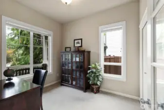 main level office space