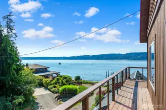 Wrap around Deck