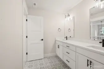 Upstairs guest bathroom