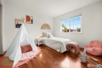 Additional Bedroom Upstairs