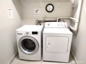 Common laundry area free to the tenants.