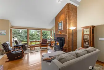 Living room with vaulted ceilings and gorgeous fireplace