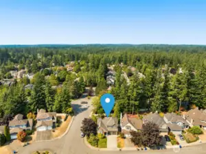 Enjoy All Klahanie Amenities – pools, parks, sports courts, trails & more