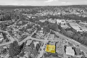 Convenient access to Gilman Ave W