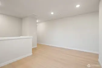 2nd floor bonus space