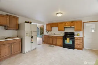 Great storage throughout ...