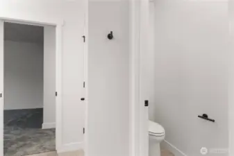 PHOTOS ARE FOR ILLUSTRATION PURPOSES