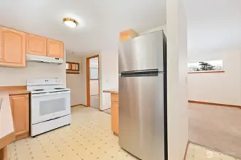 Separate 528sf fully permitted ADU with 1 bed and 1 bath.