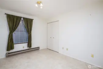 2nd Bedroom
