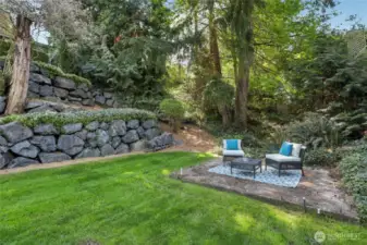 Expansive grassy area.