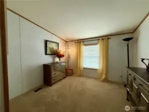 3 Bedrooms!