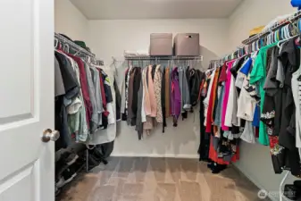 primary walk in closet