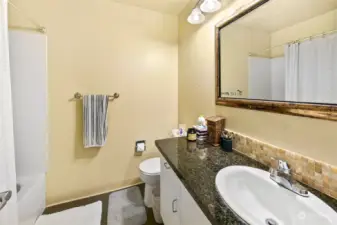 2nd Bathroom