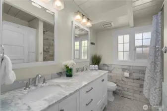 Main level hallway bath