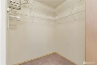 Walk in closet