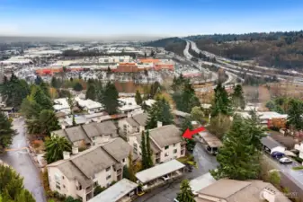 Fantastic location, just up hill from Westfield Shopping Center and Southcenter area.