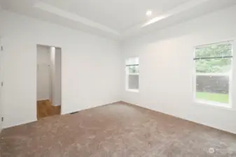 Open entryway to your walk-in closet