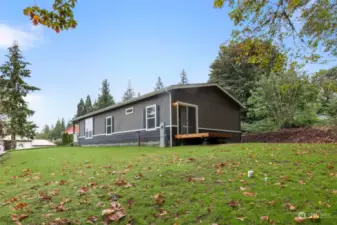 Exterior composite lap siding mix, shutters.