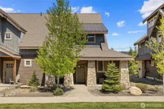 Welcome to 131 Big Hill Drive at Suncadia!