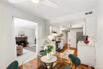 Dining room/office/flex space