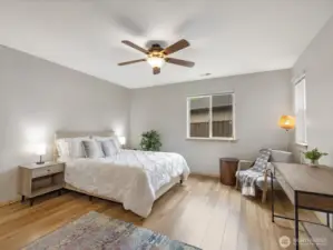 Custom fan keeps the room cool in summer