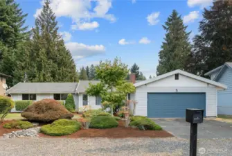 Great rambler in Maplewood Heights.