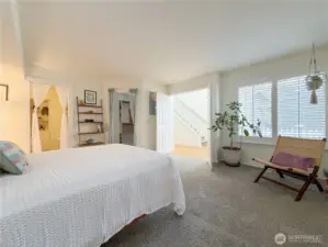 Luxurious primary  double door entrance