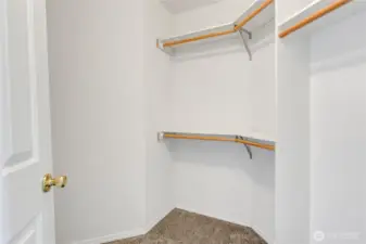 MB Walk-in Closet