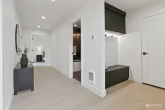 Spacious Open Entry with Built-Ins