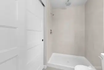 Photographs are for illustrative purposes only. Features, finishes, interior/exterior colors, landscaping and floorplan shown may vary from actual homes built.