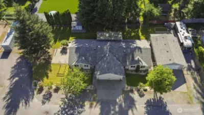 Prime Location: On .65 of an acre and can bring in $12,000 in oincomce with both units at $4000, convert the studio to make $2000 and the 2 RV spots at $1000 each. Nestled within Marysville city limits, this stunning duplex offers easy access to I-5 and Highway 9.