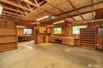 800+ Sq. ft. garage to make POTENTIAL ADU