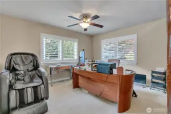 Flex space upstairs   currently used as an office