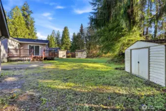 Two versatile outbuildings plus a separate pump house
