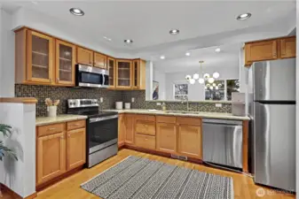 Spacious inviting kitchen