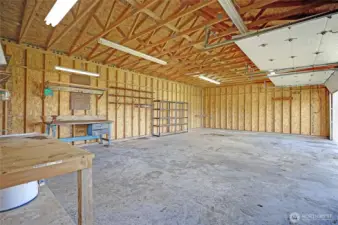 Plenty of space for creativity and building your dreams.