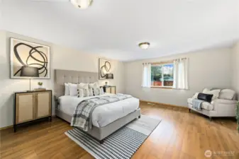 Primary bedroom (Main level)