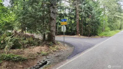 Private Lane to Property.