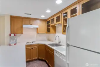 Kitchenette!