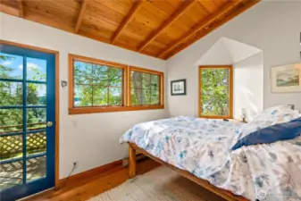 Second bedroom
