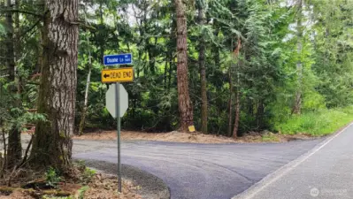 Private Lane to Property.