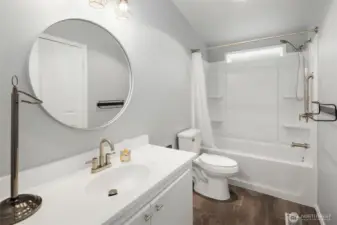 Full hall bath.