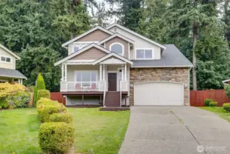 Plenty of parking space as the house is set in the middle of the lot. No HOA!