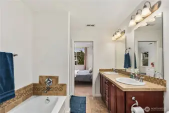 Primary En Suite