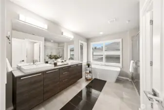 Gorgeous en-suite bathroom with soaking tub and large shower