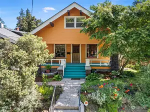Welcome Home to this 1914 Craftsman in Bremerton!